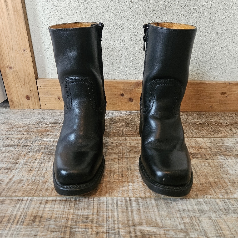 Frye Campus Short Bootie